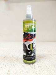 Dezinfekčný a dezodoračný sprej na obuv a oblečenie NST FRESH EUCALYPT 250 ml